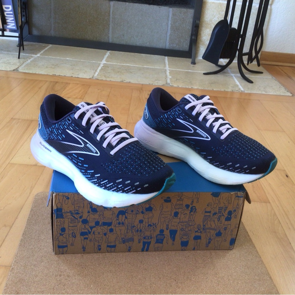 Women's Brooks Glycerin 20, 8 Wide, Navy